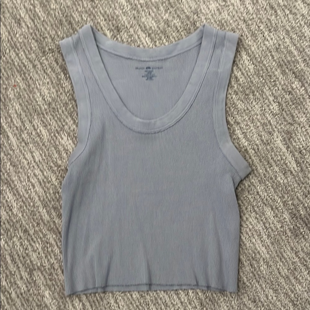 BRANDY MELVILLE - Gray Ribbed Tank Top
Crop one size fits all